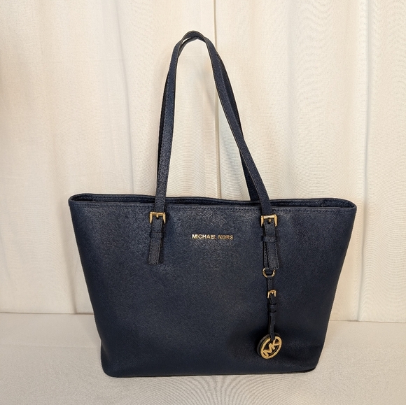 Michael Kors Navy Blue Large Tote Bag EUC - Picture 4 of 7